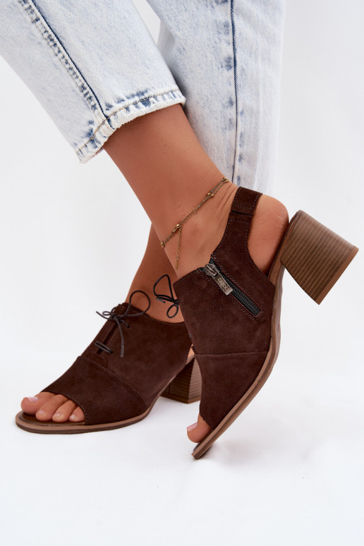 Sapatos de salto elegantes em couro com detalhes estilosos Zazoo 40523 na cor chocolate