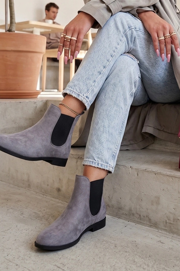 Botins cinzentos com cano elástico Cinzia 2