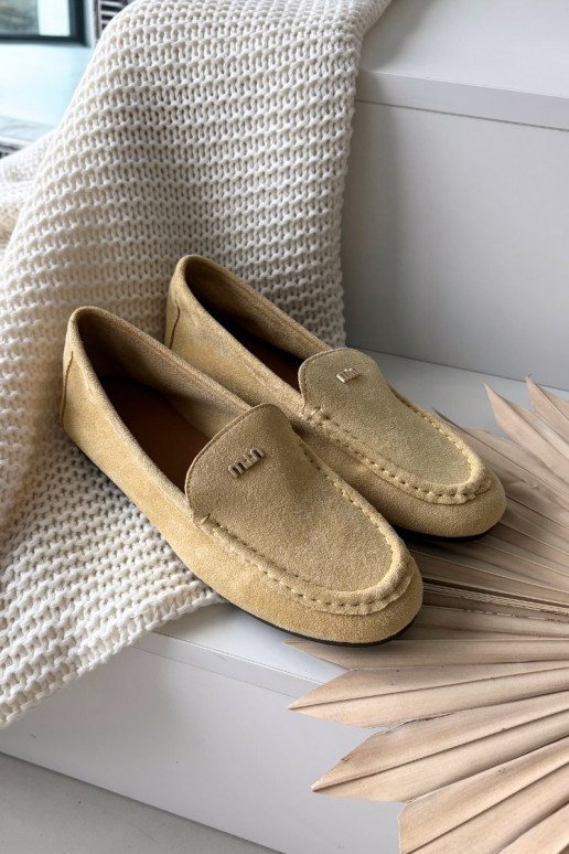Mocassins amarelos femininos com detalhes dourados Sarivelle