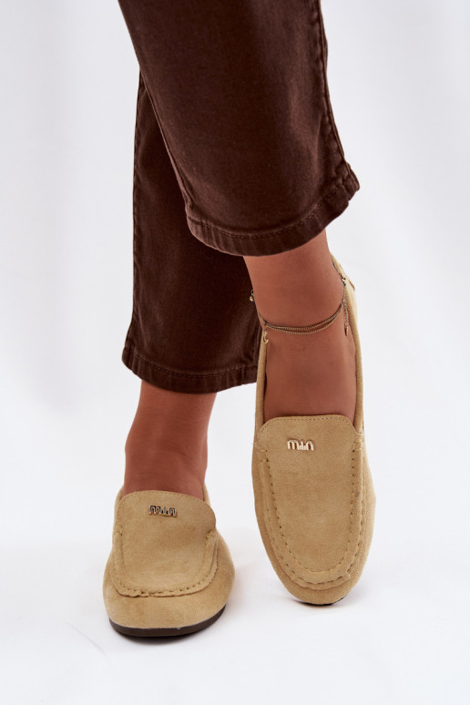 Mocassins amarelos femininos com detalhes dourados Sarivelle