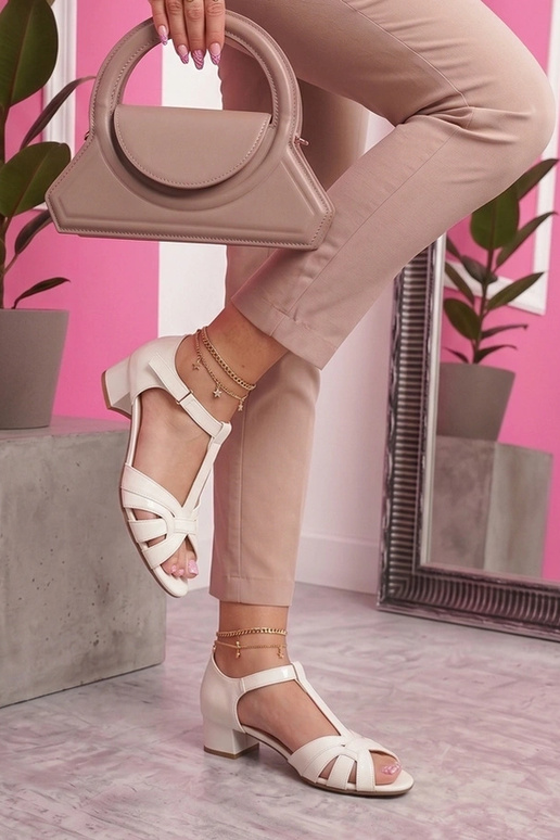 Mules brancas de plataforma Thea