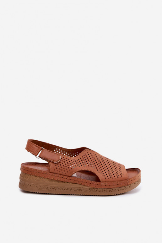 Sandálias femininas castanhas perfuradas com plataforma Tai turiciejka L4494-29