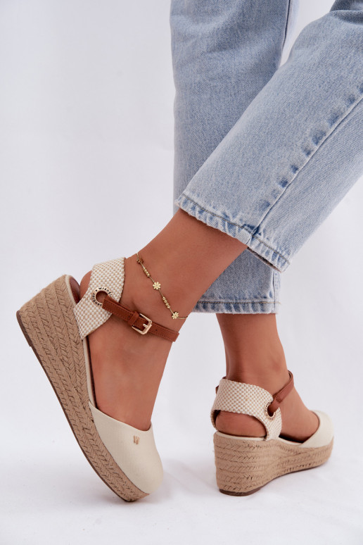 Espadrilles de cor areia com plataforma