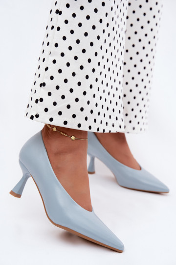 Sapatos pontudos com saltos em azul Silenta