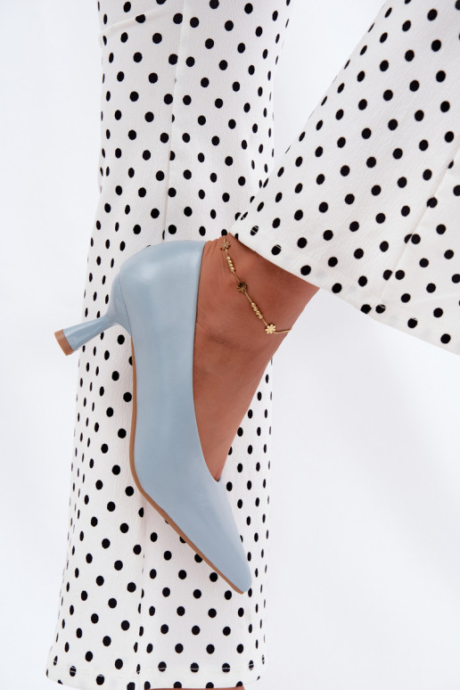 Sapatos pontudos com saltos em azul Silenta