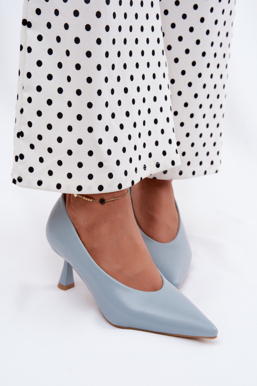 Sapatos pontudos com saltos em azul Silenta