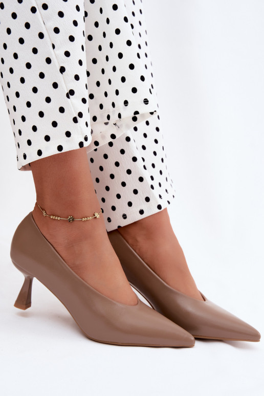 Sapatos pontudos com saltos em caqui Silenta