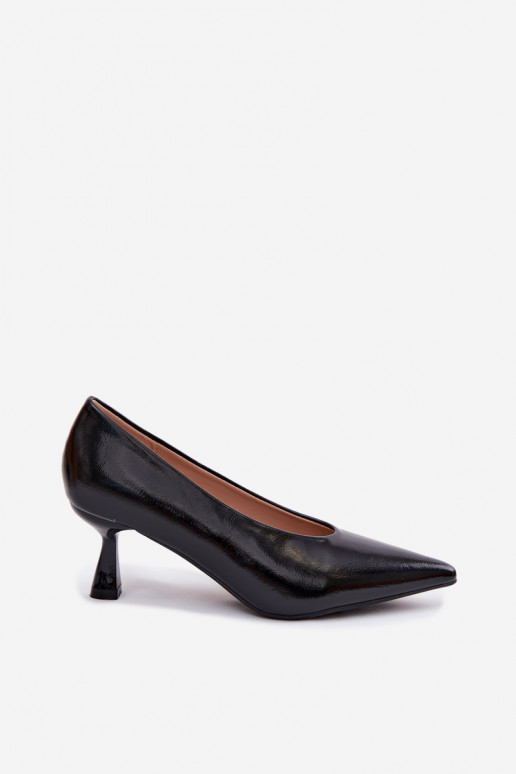 Sapatos pontudos com saltos em preto Silenta