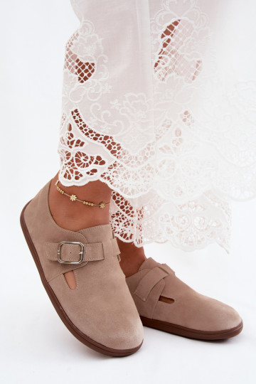 Sapatos femininos de cor areia com fivelas de camurça sintética Sombellia 2