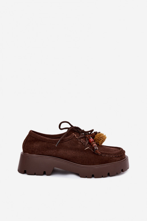 Sapatos com belos detalhes em camurça sintética na cor chocolate Melonia