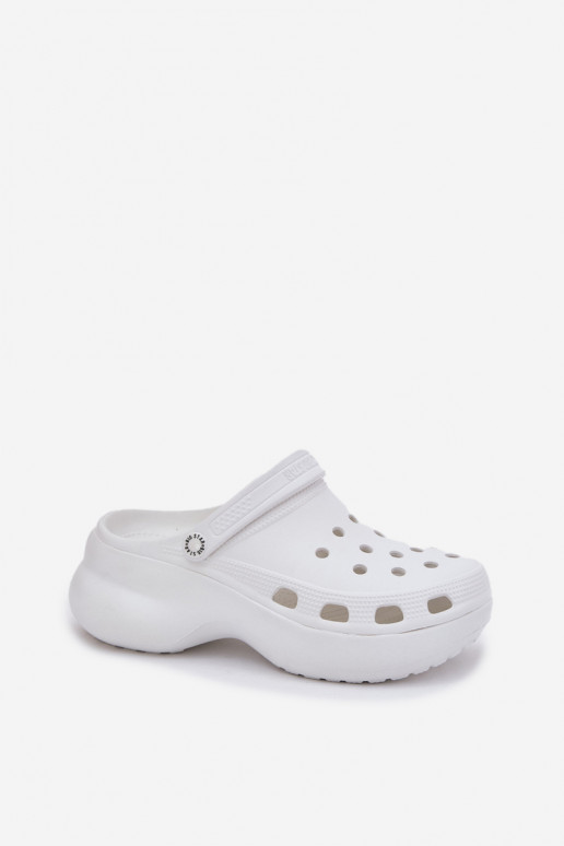 Chinelos femininos com solas chunky na moda Big Star RR274A119 brancos