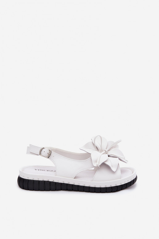 Sandálias femininas brancas com anéis decorativos Vinceza 66917