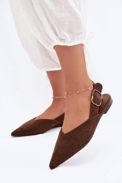 Sapatilhas femininas com fivelas na cor chocolate Tanelia