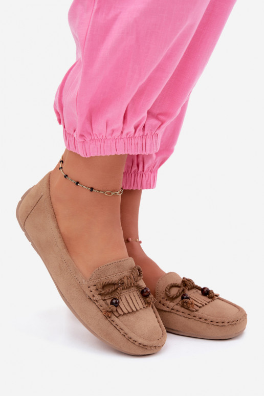 Mocassins planos femininos com laços e franjas em camurça sintética cor areia Bluebell