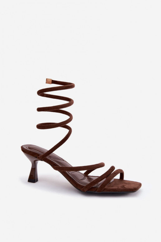 Sandálias de salto feminino com tiras cor chocolate Samara