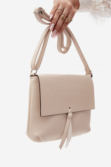 Bolsa de carteiro com franjas em couro sintético areia clara Sigrid 2