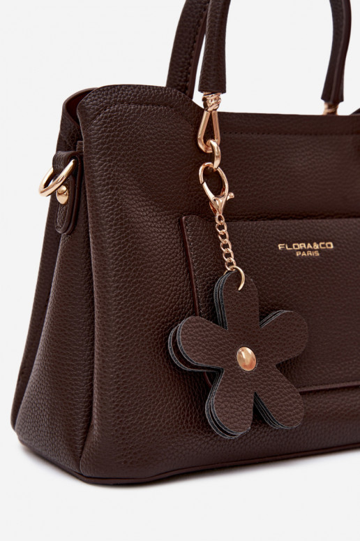 Bolsa com chaveiro de couro sintético com motivos florais em chocolate Noomi