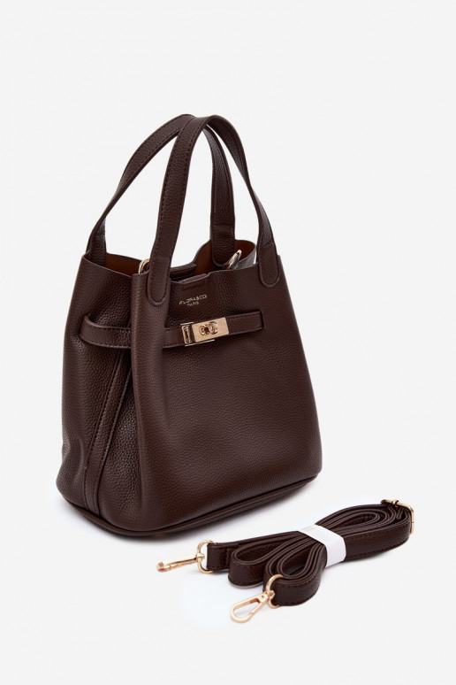 Bolsa com necessaire em couro sintético chocolate Crumble