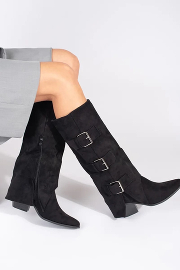 Botas de camurça preta com...