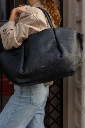 Grande bolsa de mão feminina Big Star SS574005 preta