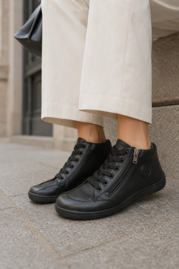Sapatos femininos em preto Brindle