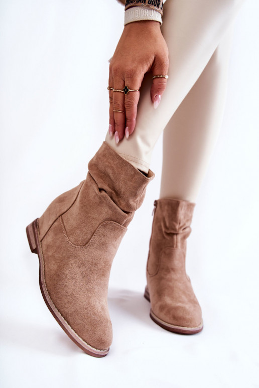 Sapatos de camurça sintética na cor areia Finney