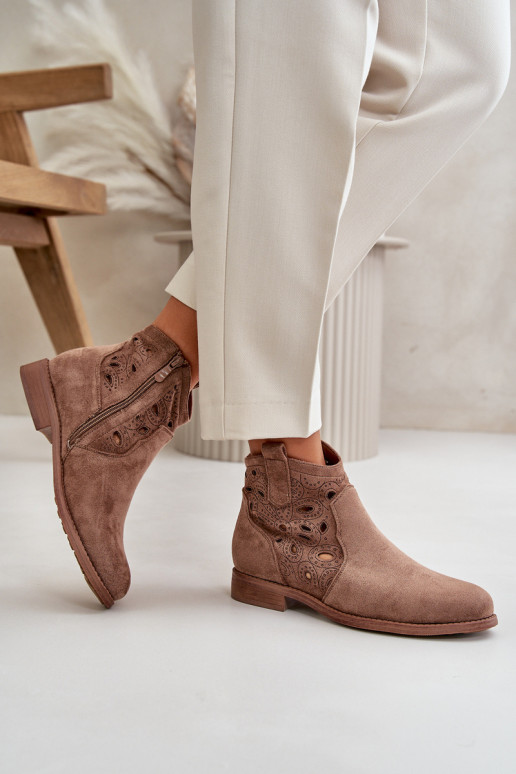 Botins femininos com elementos de renda na cor marrom S.Barski HY42-081