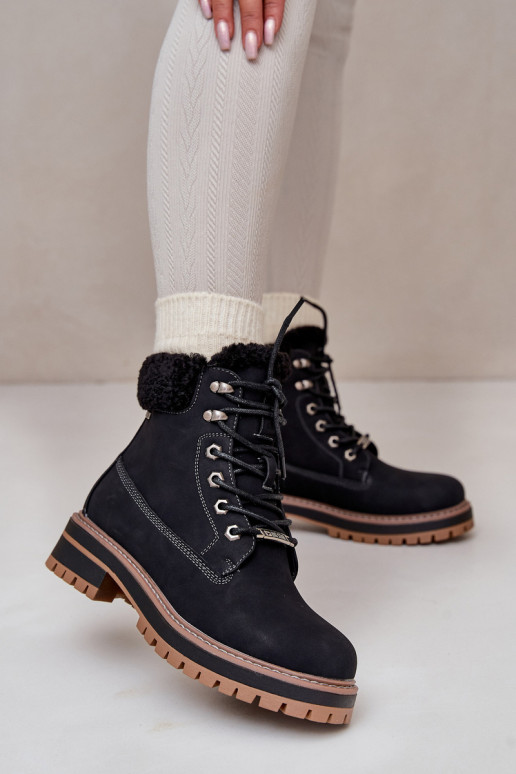 Botas femininas isoladas na cor preta Big Star OO274A287