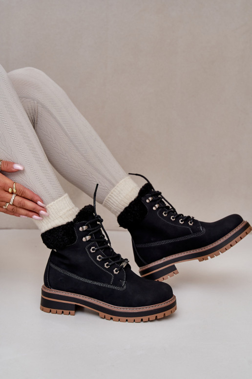 Botas femininas isoladas na cor preta Big Star OO274A287
