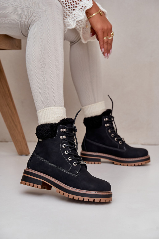Botas femininas isoladas na cor preta Big Star OO274A287