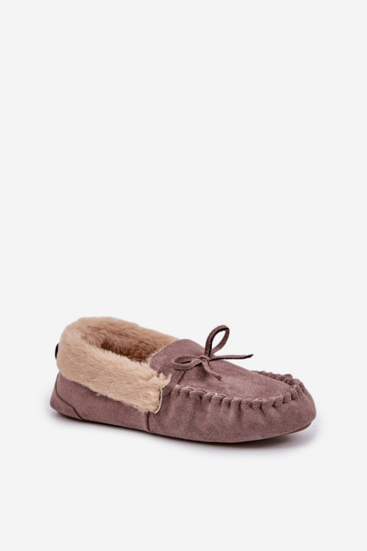 Mocassins femininos bege com pelo Kleogoria