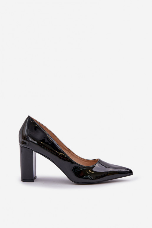 Sapatos pretos com efeito verniz no bloco Kilanne
