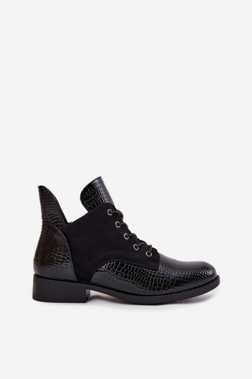 Botins femininos pretos com efeito verniz e detalhes ornamentais Vinceza 16477