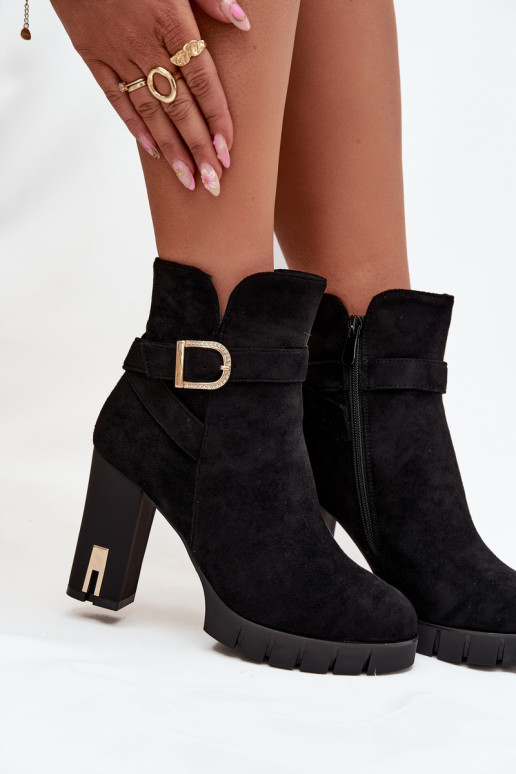 Botins femininos quentes com fivelas, pretos Nolivira