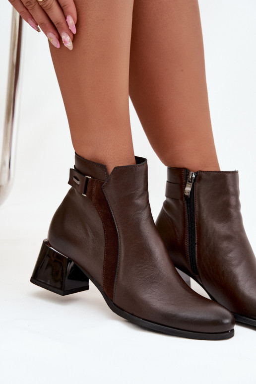 Botins femininos quentes de couro com saltos, chocolate Zazoo 60563