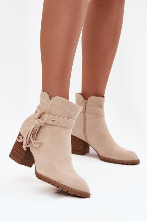 Botins femininos na cor marfim com franjas Rosabella