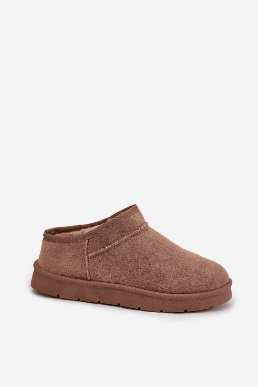 Botas de neve marrons para mulheres isoladas com pelagem interior Serenne
