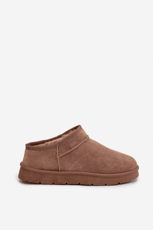 Botas de neve marrons para mulheres isoladas com pelagem interior Serenne