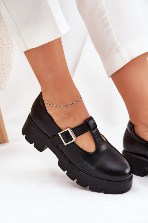 Sapatos femininos pretos com fivelas na plataforma Venda