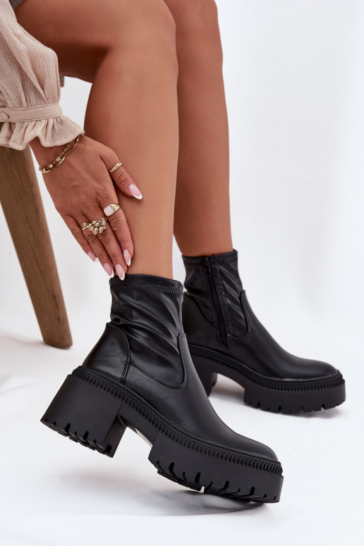 Botins femininos com saltos grossos e plataforma em couro sintético preto Elvianne