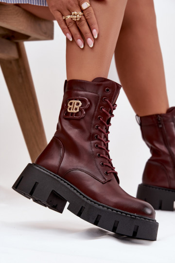 Botins quentes com ornamentos em bordô Melisse