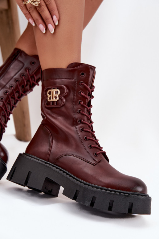 Botins quentes com ornamentos em bordô Melisse