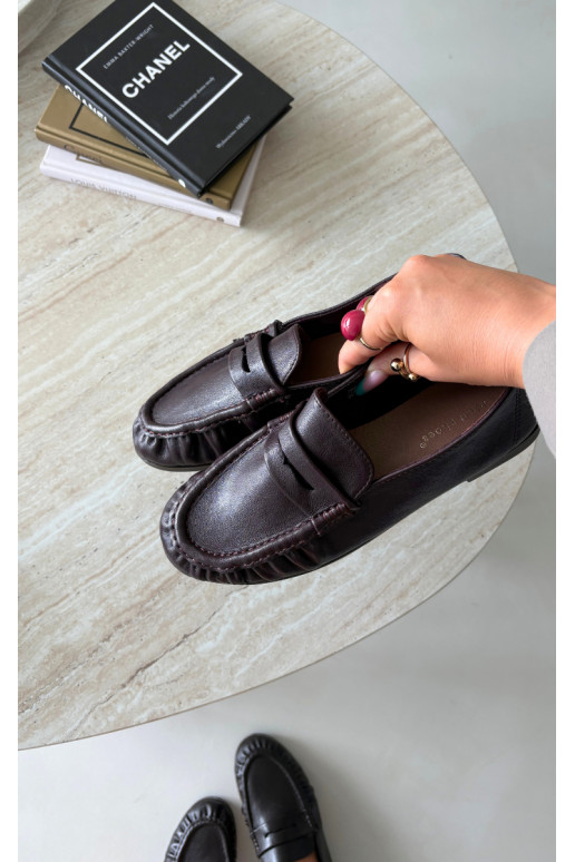 Mocassins femininos com babados na cor bordô Sabley