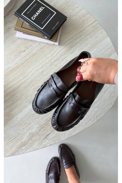 Mocassins femininos com babados na cor chocolate Sabley