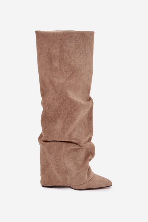 Botas femininas de cano alto forradas com inserções e saltos em camurça sintética areia Elivira
