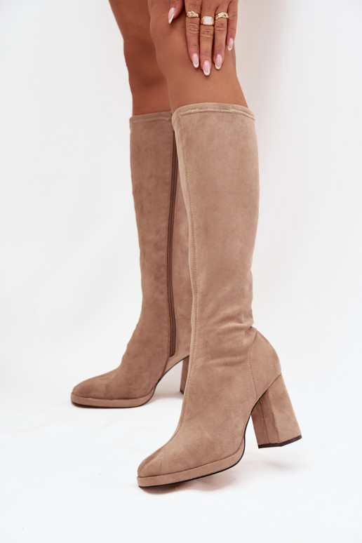 Botas femininas de cano alto com inserções em salto bloco areia Brivana