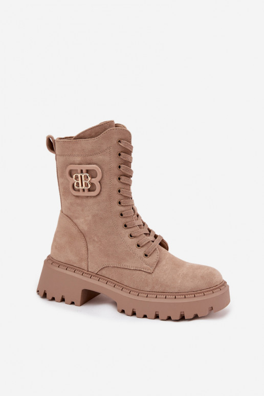 Botins femininos forrados com elementos elegantes areia Kalindra