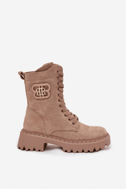 Botins femininos forrados com elementos elegantes areia Kalindra