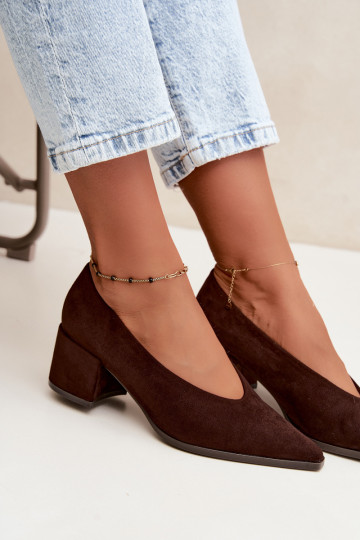 Sapatos com bico pontudo e saltos quadrados na cor chocolate Lavisa 2