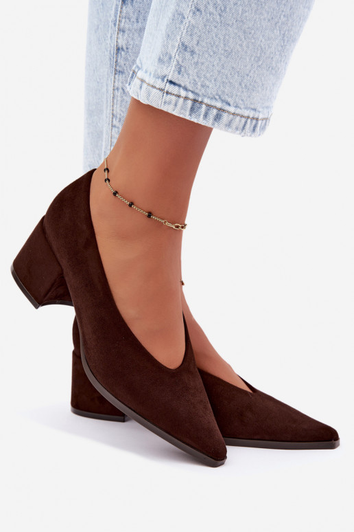 Sapatos com bico pontudo e saltos quadrados na cor chocolate Lavisa
